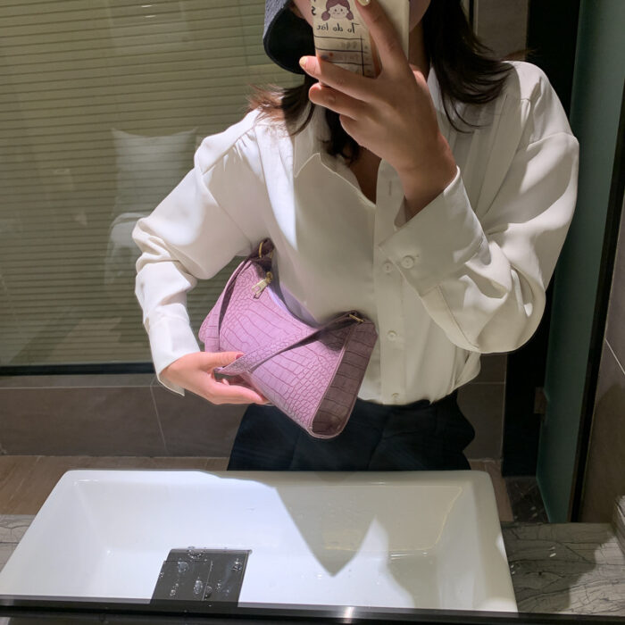 All-match Underarm Female Baguette Bag Retro Shoulder Bag - Image 2