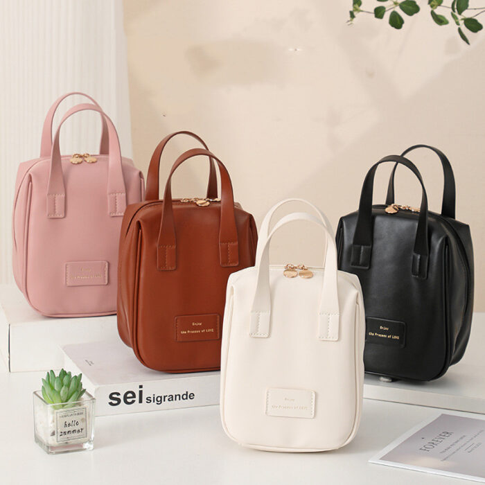 Handle-top Cosmetic Bag Ins Fashion Shell-shaped Handbag Toiletry Bags Travel High Capacity Portable Storage Make Up Bag - Image 5