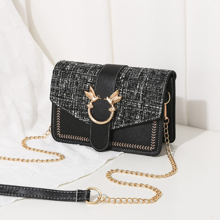 Crossbody shoulder bag - Image 2