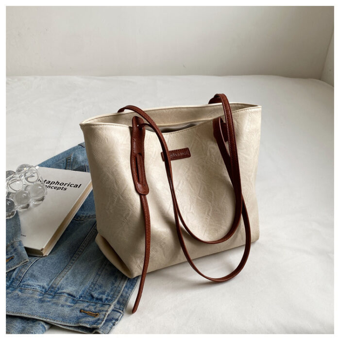 Leisure Retro Commuter Tote Bag - Image 5