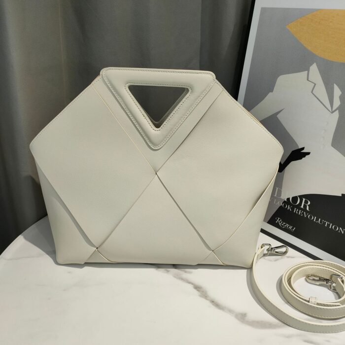 High Capacity Woven Tote Bag - Image 6