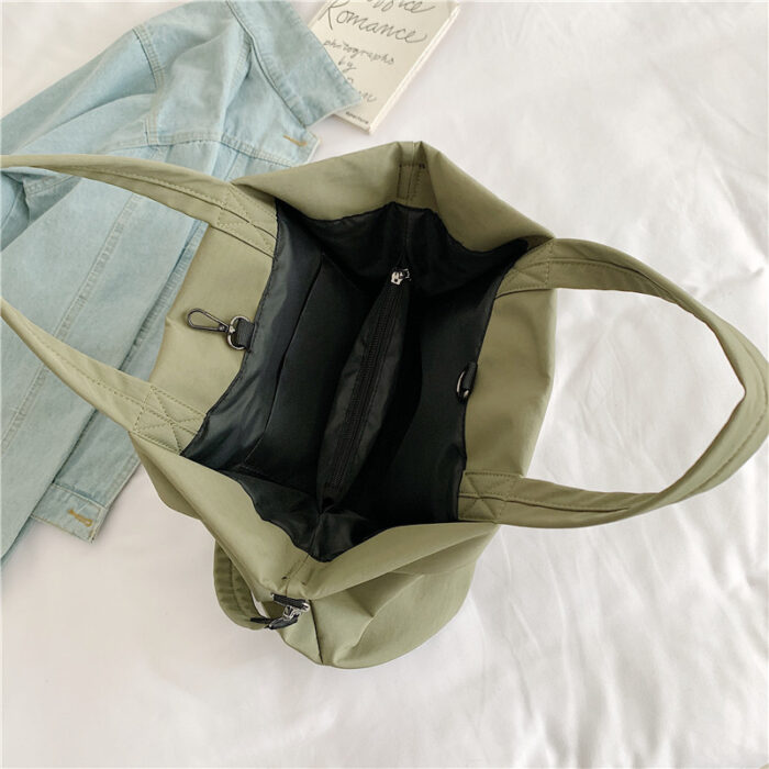 All-matching Fashion Special-interest Casual Large Capacity Student Class Work Commuter Messenger Bag - Image 4
