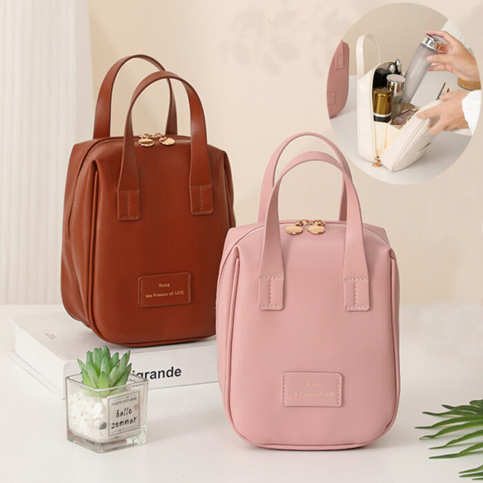 Handle-top Cosmetic Bag Ins Fashion Shell-shaped Handbag Toiletry Bags Travel High Capacity Portable Storage Make Up Bag - Image 1