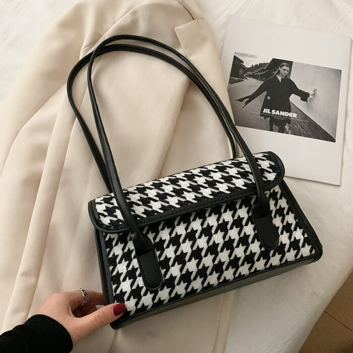 Women's  Underarm Baguette Shoulder Bag - Image 10