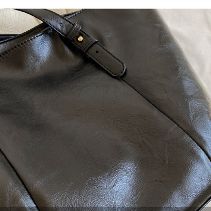 Large Capacity Commuter Portable Tote Bag - Image 6